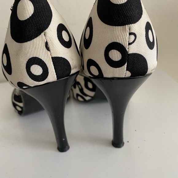J.Renee Black & White Polka Dot Bow Tie Pointed Toe High Heels size 11W D’Orsay - Picture 4 of 7
